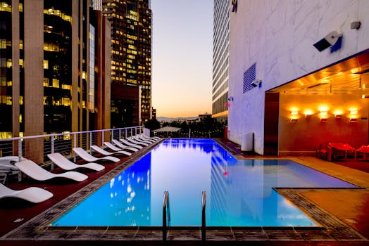 Hotels That Redefine Luxury in Urban Settings