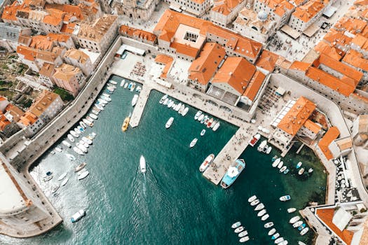 Hotels with Breathtaking Views of the World’s Greatest Cities